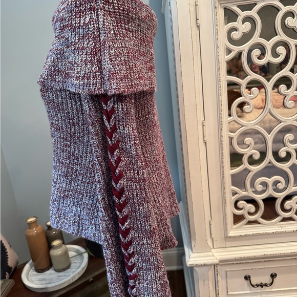 LU ♥ NYC Burgundy Lavender Lace-Up Sleeve Sweater Small | Off Shoulder Cozy Knit - Picture 11 of 12